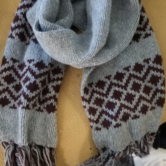 Scarp - Picture 2 of 2